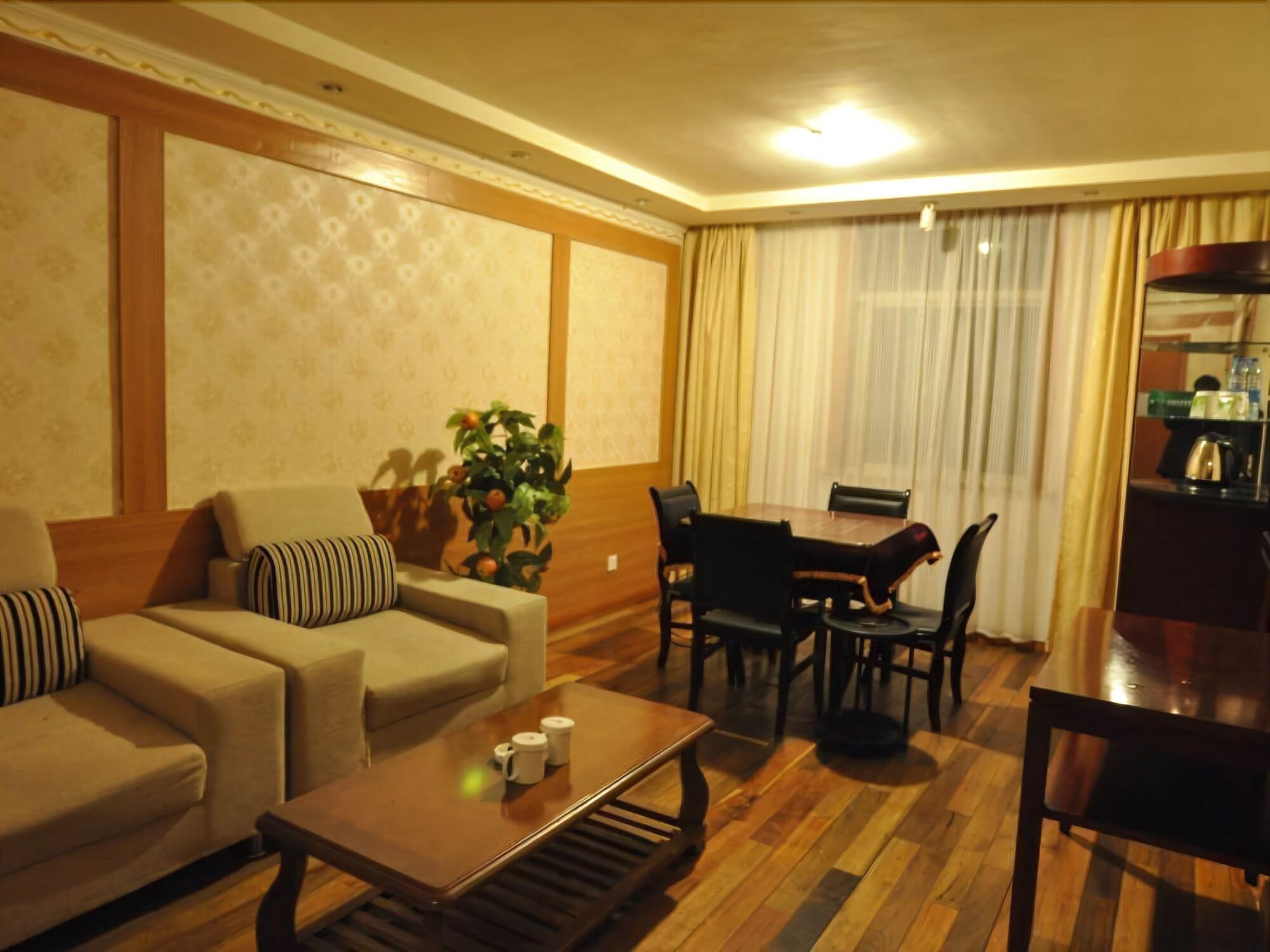 Greentree Inn Shanghai Chongming Bao Town Express Hotel Экстерьер фото